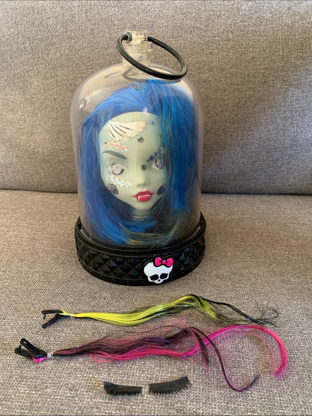Monster High Styling Hair Doll Head Dome Display Case Accessories 2014